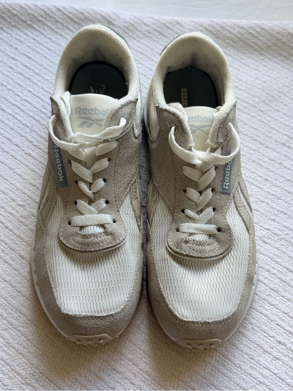 Reebok Lace-Up Sneakers Size 7.5